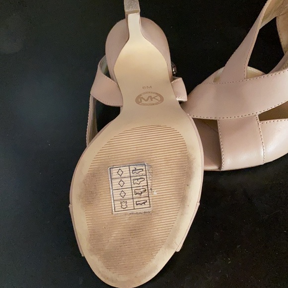 MICHAEL KORS HEELS SANDALS size 6 - Picture 3 of 6